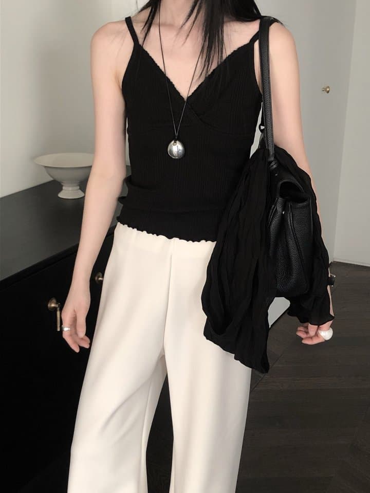 [LE BUTTER] Senz Lace Sleeveless Top 8
