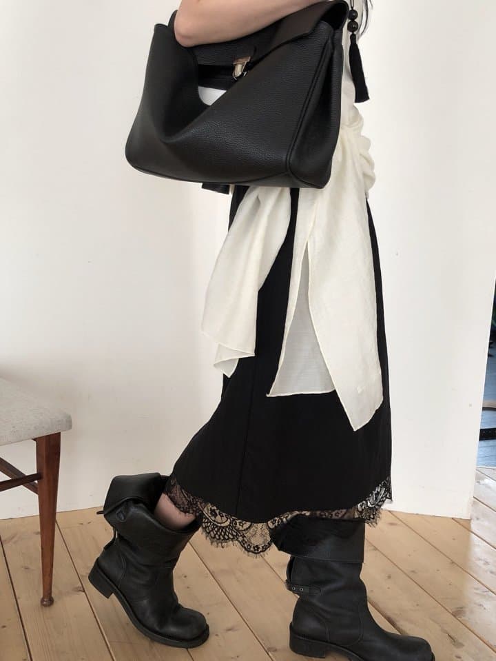 [LE BUTTER] Melbourne Lace Skirt 5