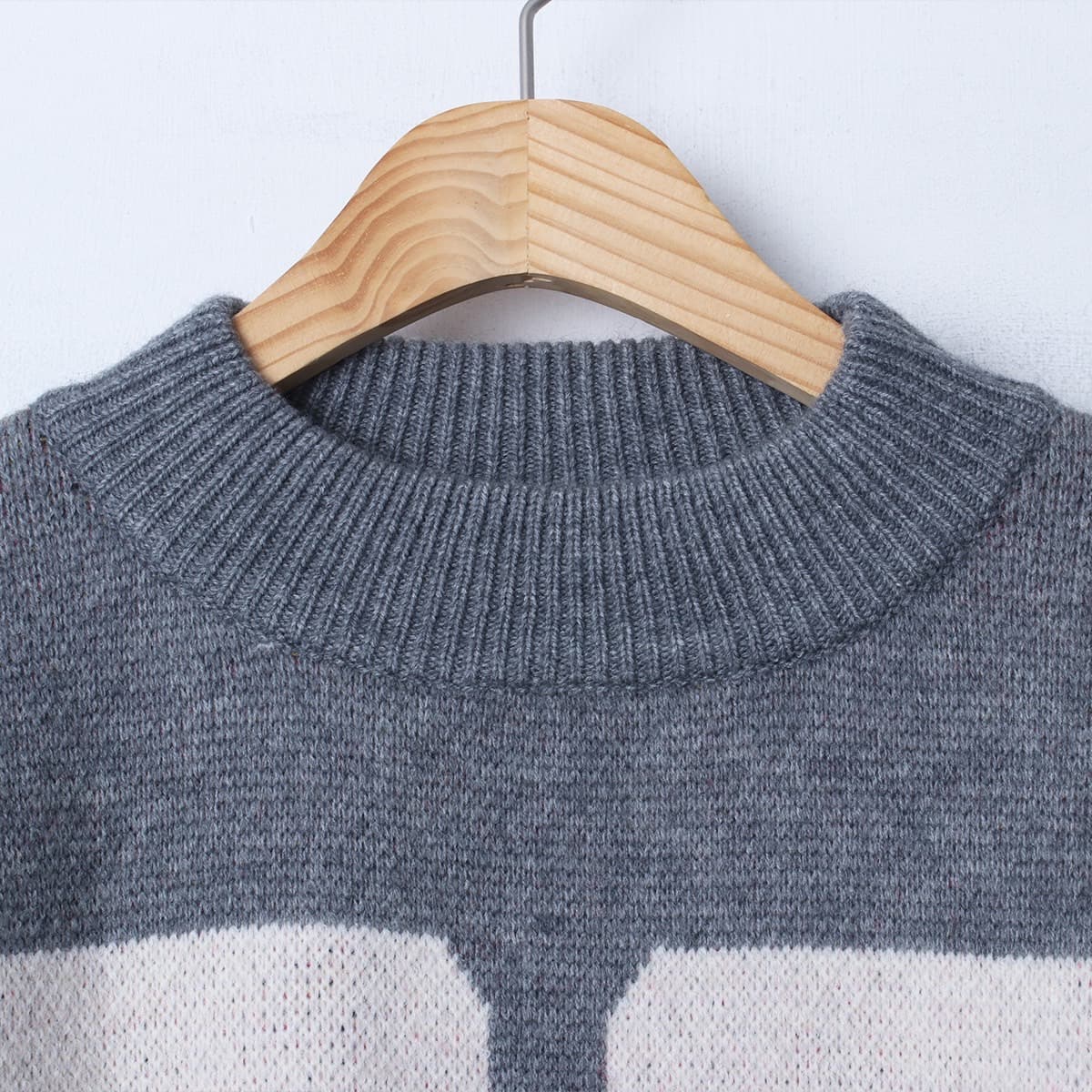 (Official Licensed Disney) [NEON FISH] 1928 Knit 6
