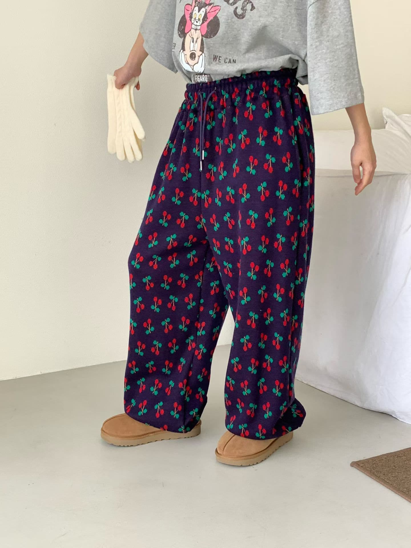 [VENTI] Ob Cherry Pants 5
