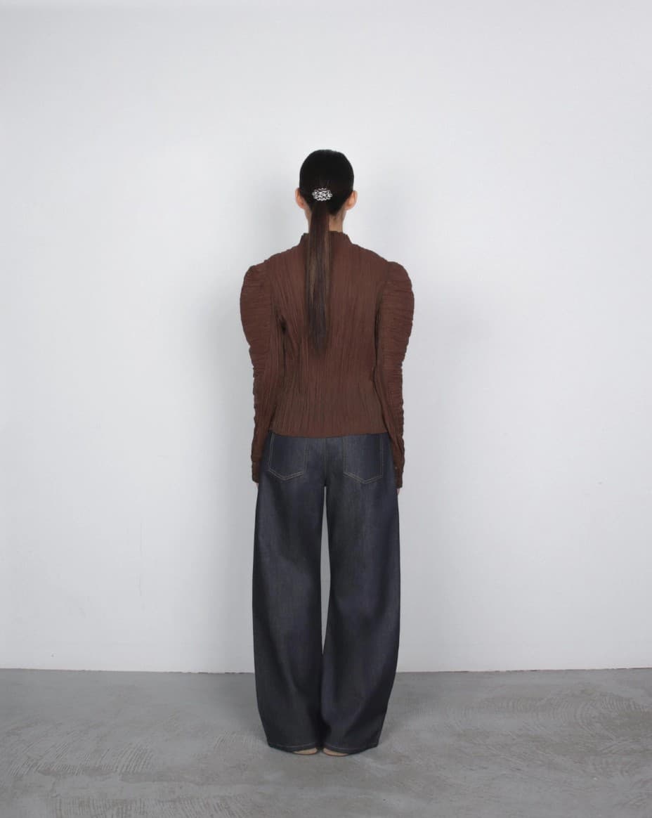 [TEXTURE] Ja Pleated Volume Blouse 9