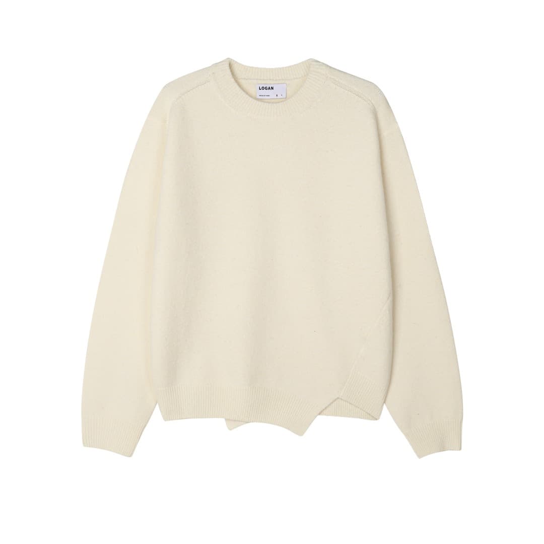 [LOGAN] Unbalanced Crop Knit 1