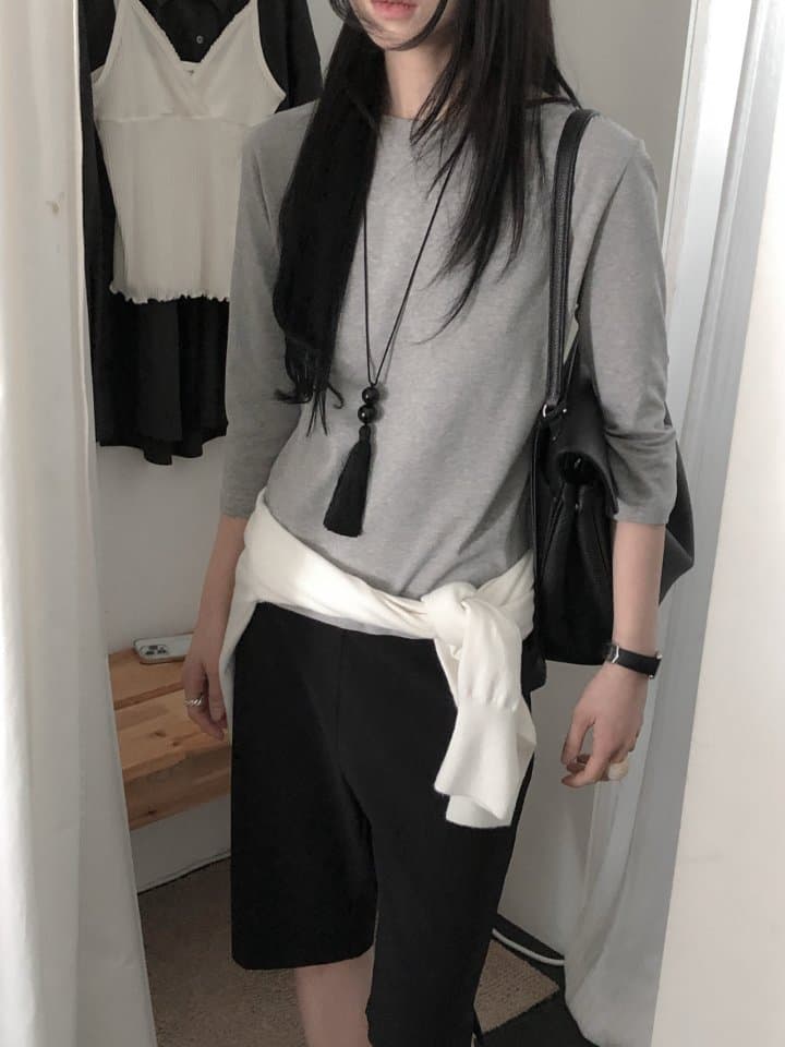 [LE BUTTER] Essential 3/4 Sleeve T-Shirt 5