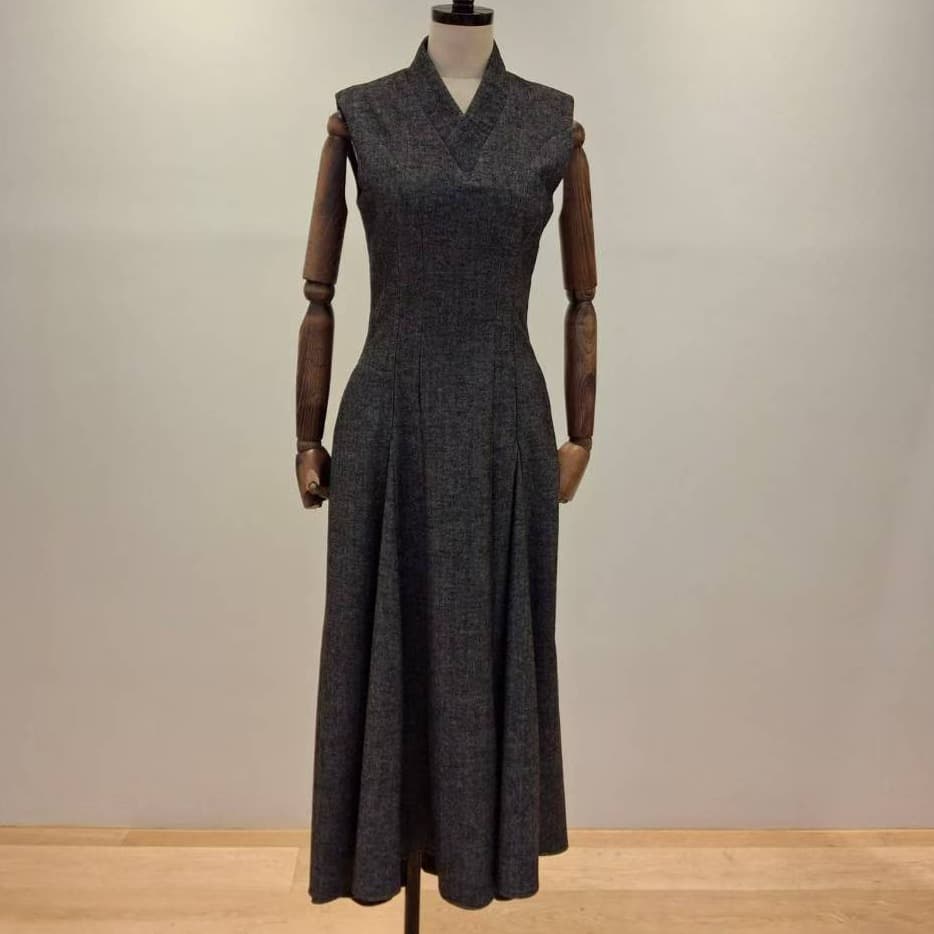 Sharoni Dress 1