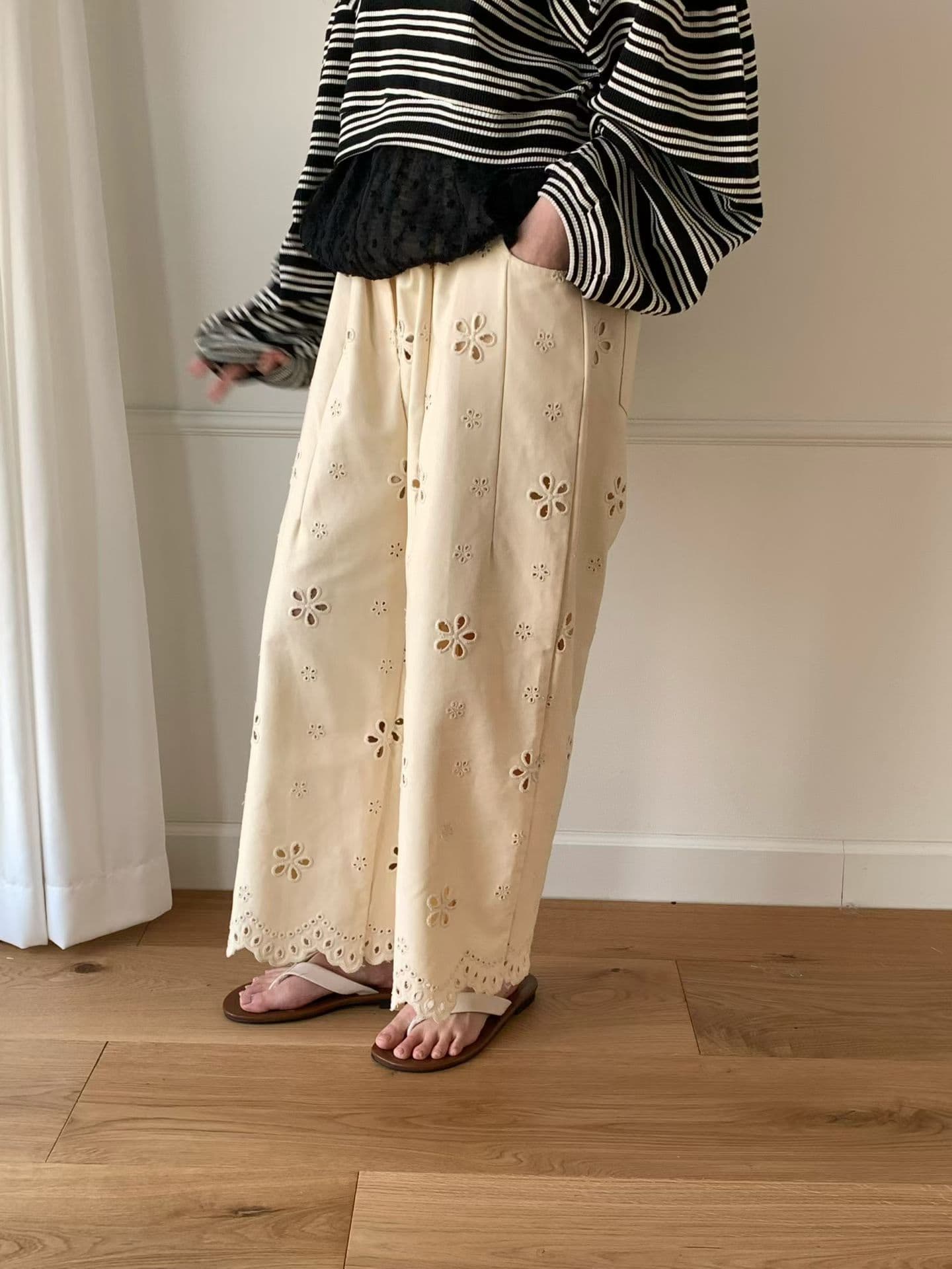 [VENTI] Cult Flower Banding Pants 9