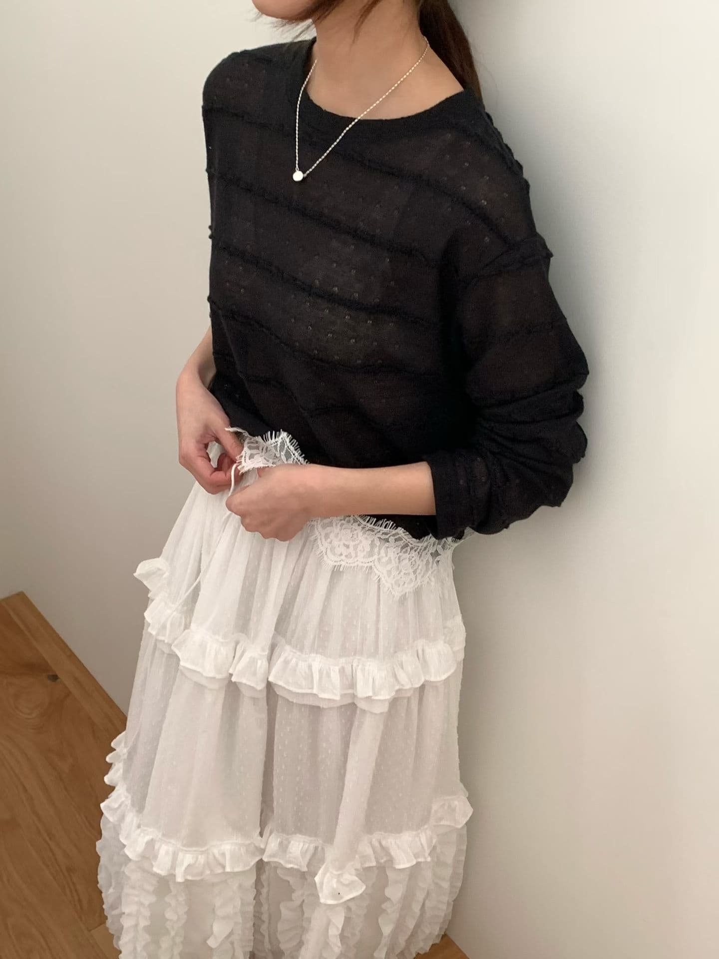 [VENTI] Koe Lace T-Shirt 3