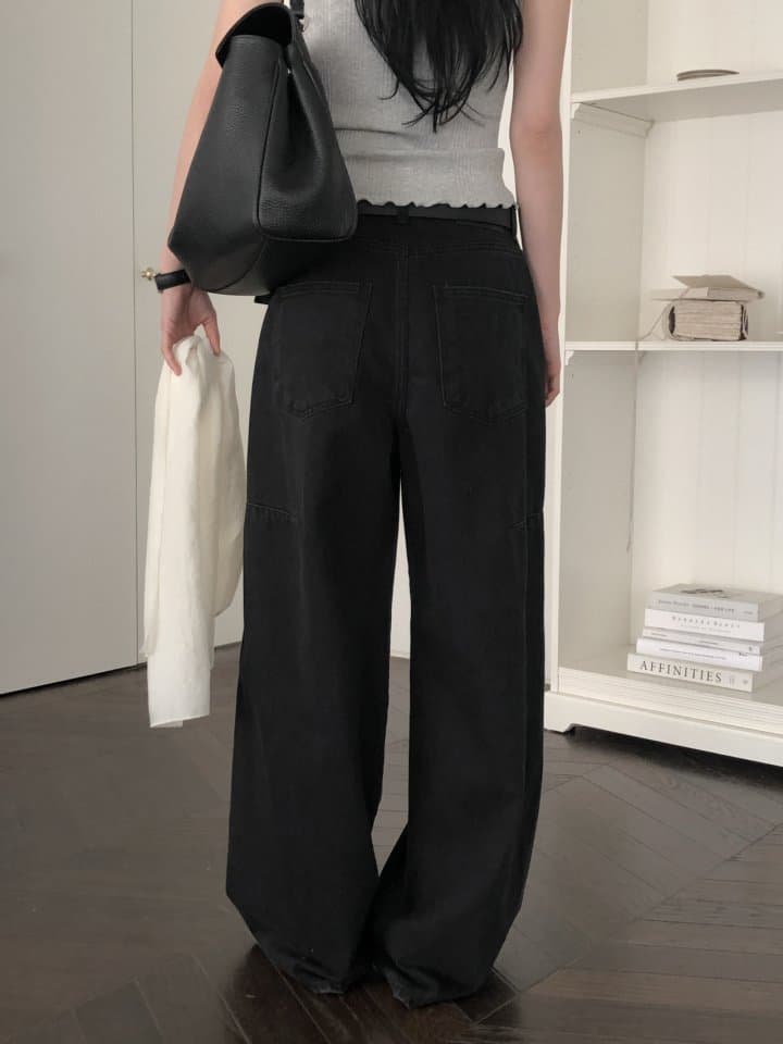 [LE BUTTER] Epor Black Jeans 3
