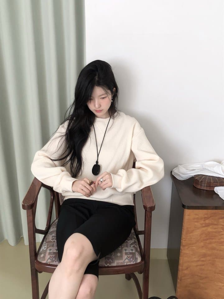 [LE BUTTER] Waffle Sweatshirt 7