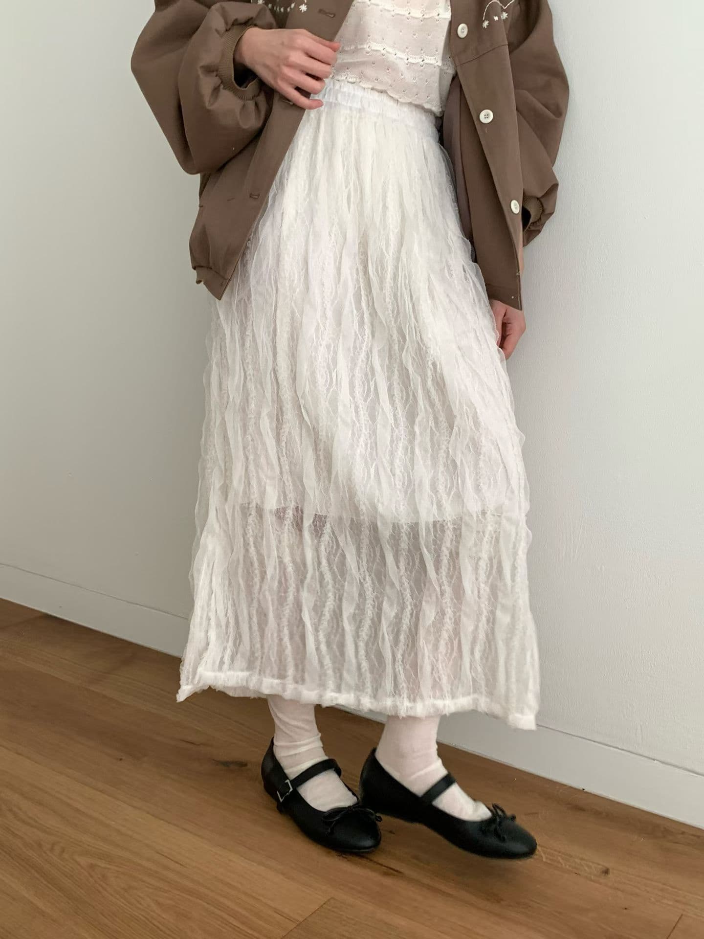 [VENTI] Wave Lace Skirt 4