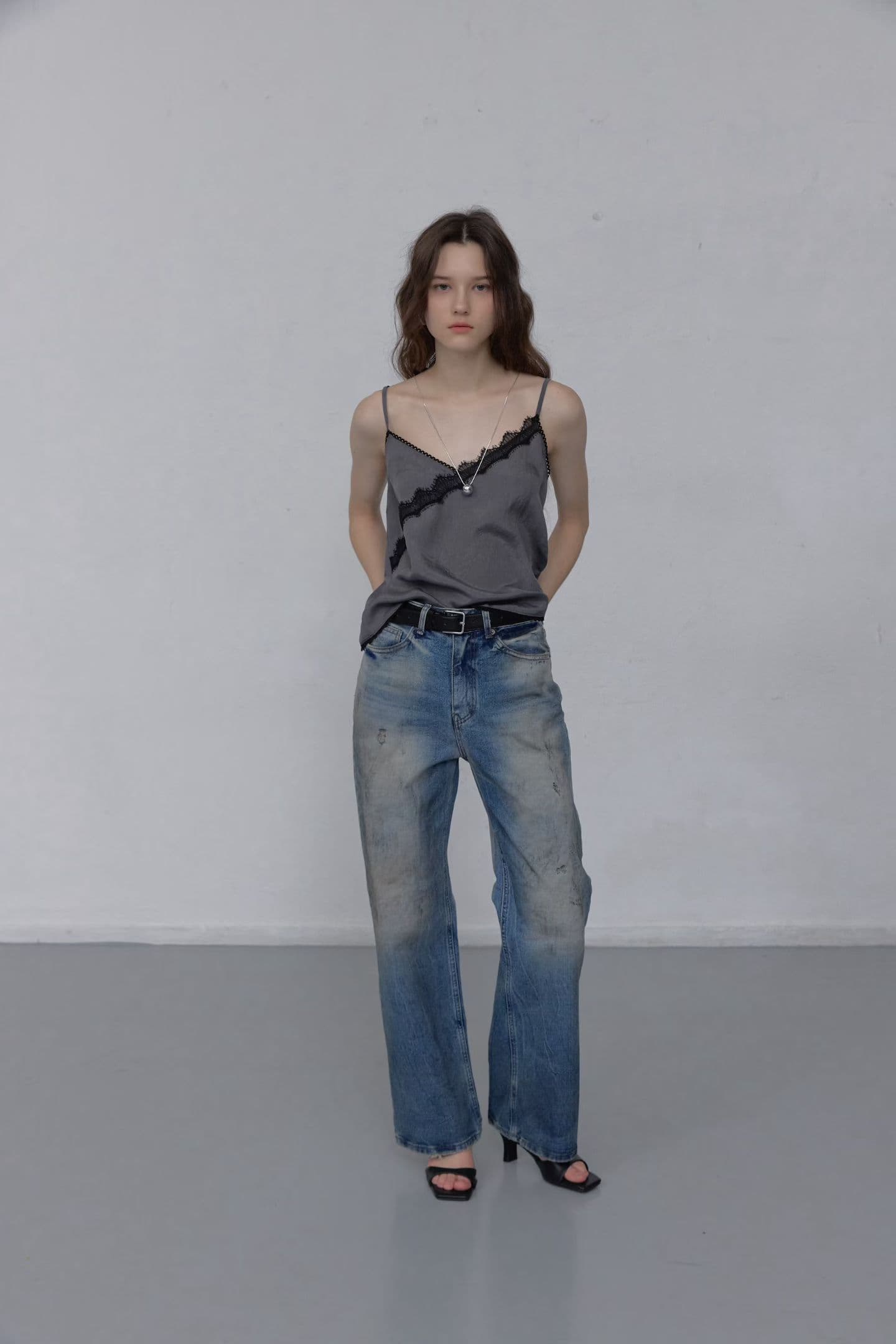 [FOUNDATION] Oil Washed Semi-Straight Denim Pants 3