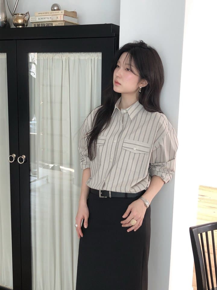 [LE BUTTER] Baroun Button Shirt 9