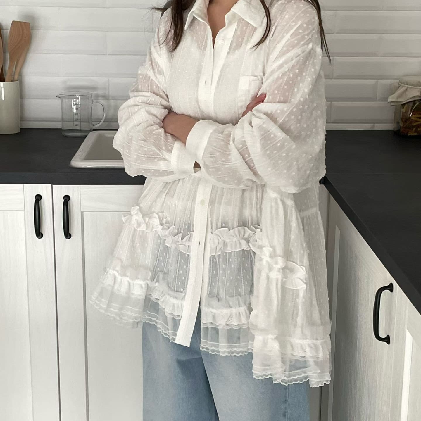 [VENTI] Frill Tiered Lace Shirt 1