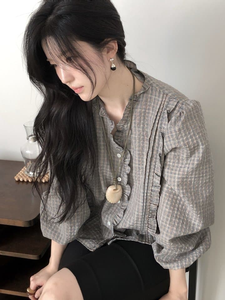 [LE BUTTER] Jane Frill Blouse 6