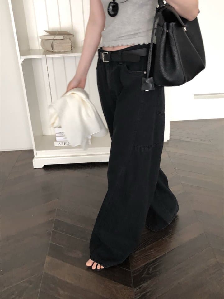 [LE BUTTER] Epor Black Jeans 10