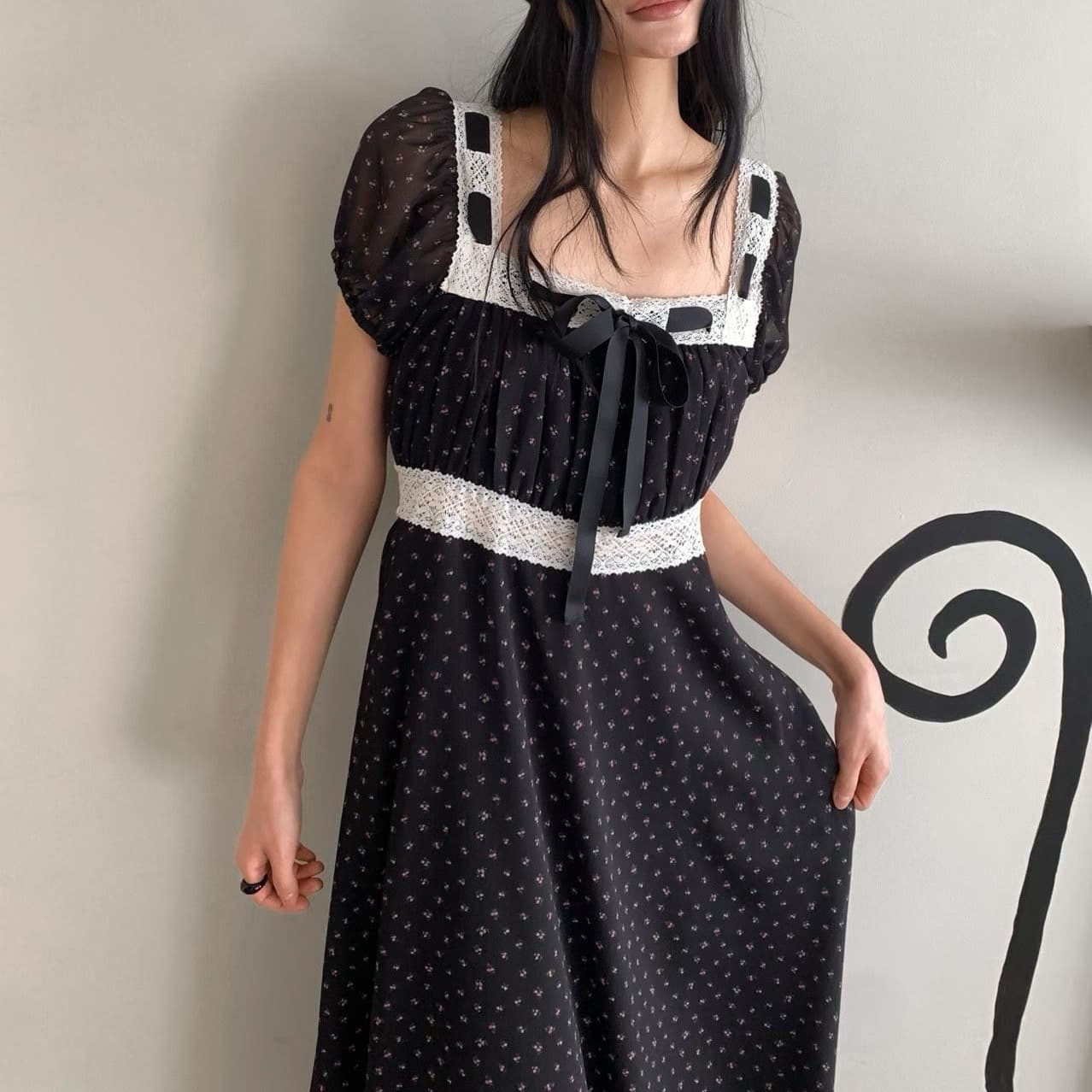[FOUNDATION] Franc Lace Floral Pattern Dress 1