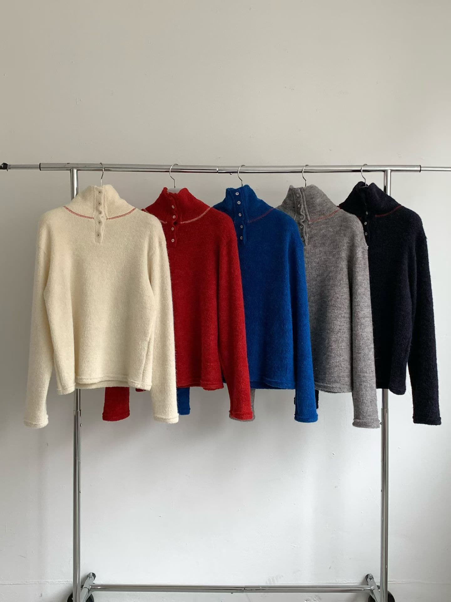 [VENTI] Buttoned Turtleneck T-Shirt 5