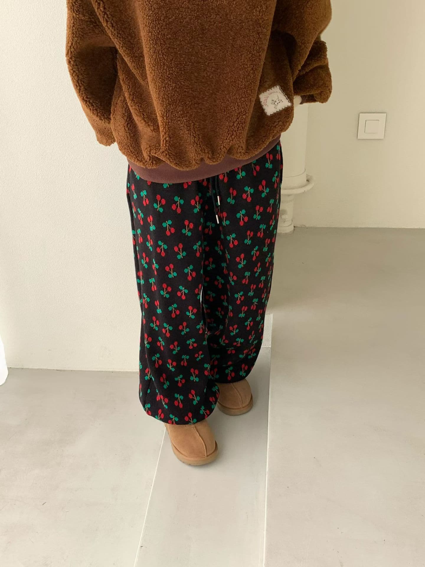 [VENTI] Ob Cherry Pants 8