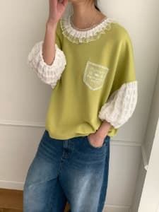 [VENTI] Meidi Lace Color-Block Sweatshirt 6