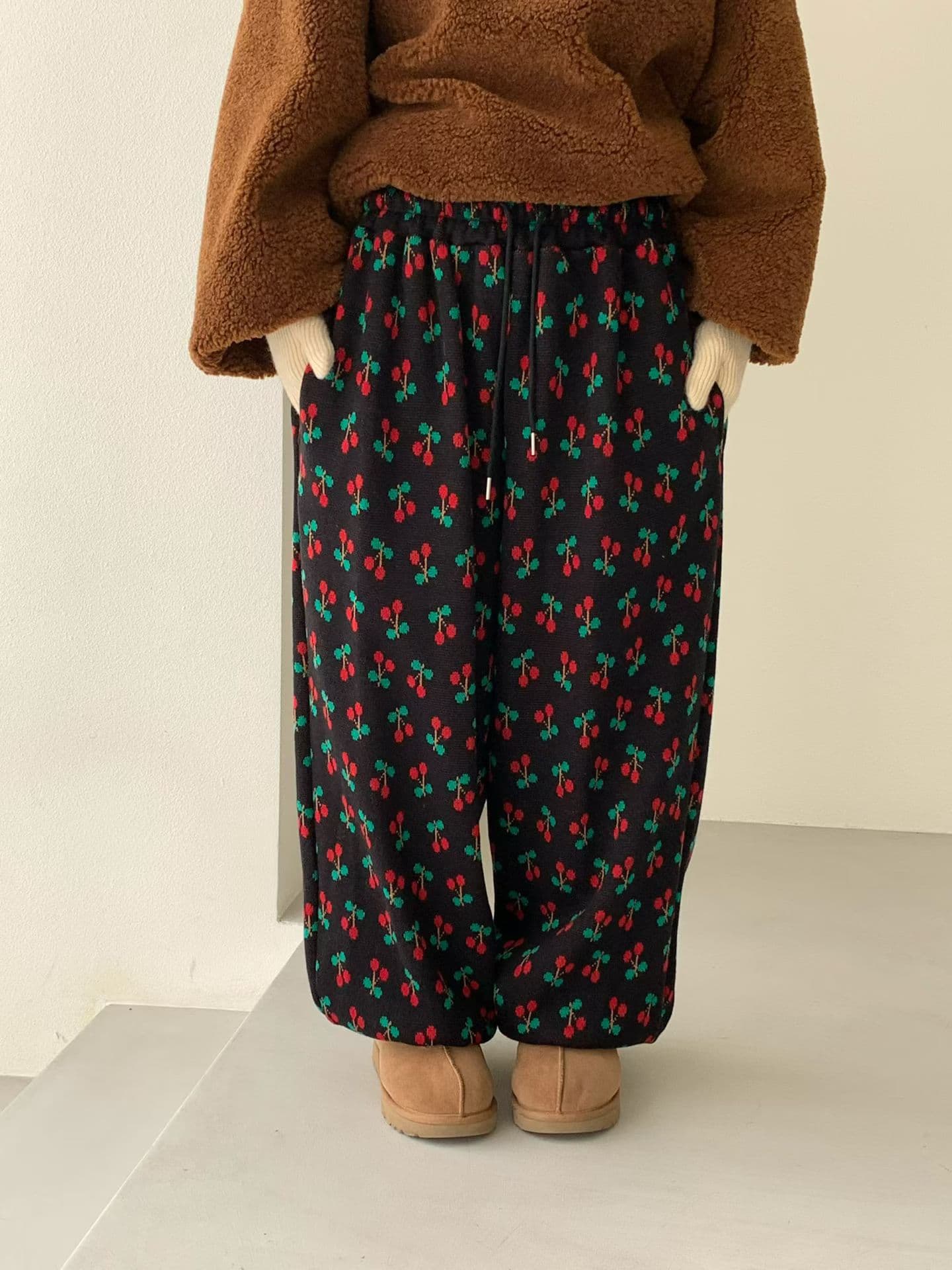 [VENTI] Ob Cherry Pants 9