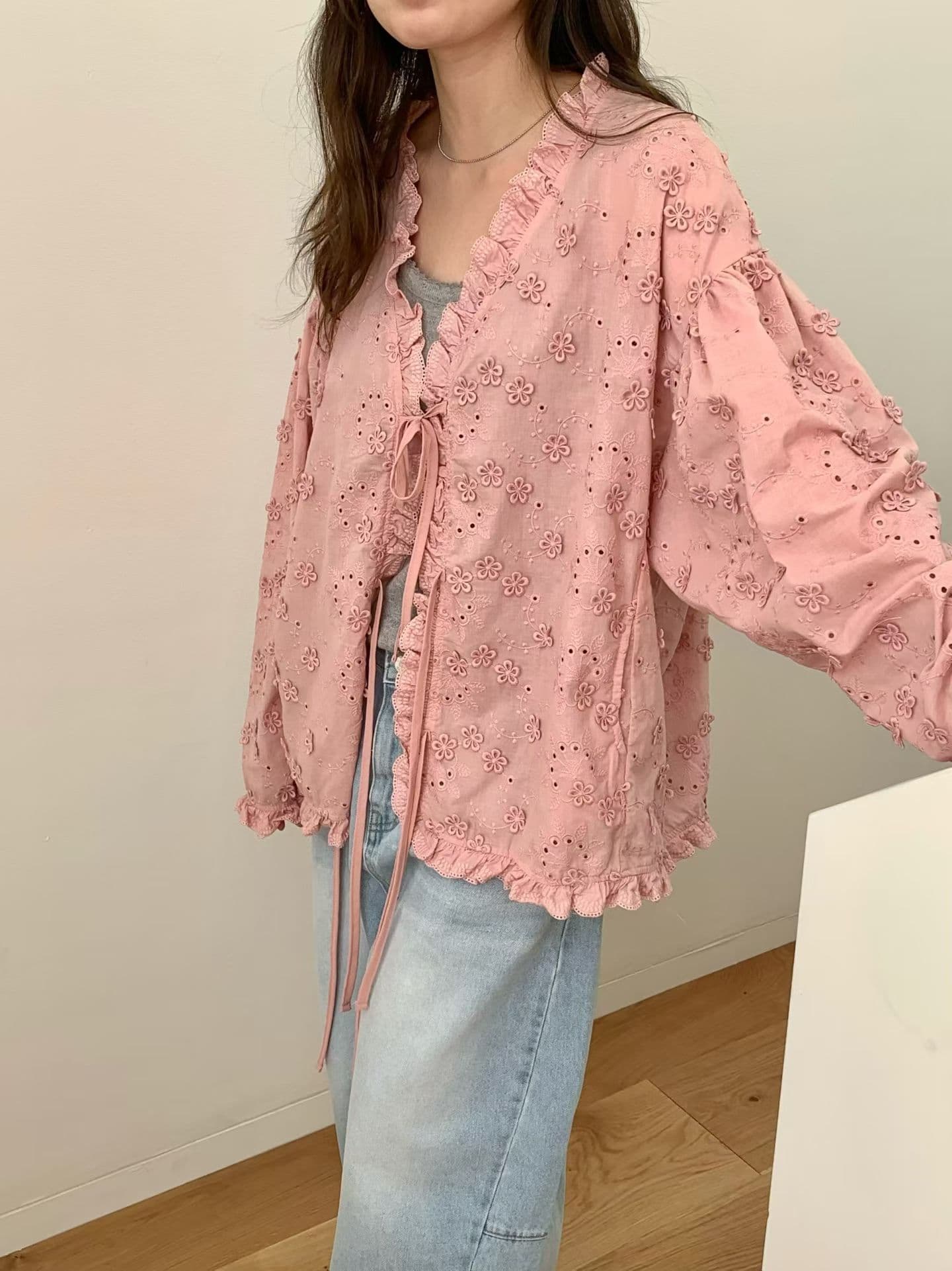 [VENTI] Ribbon Lace Cardigan 2