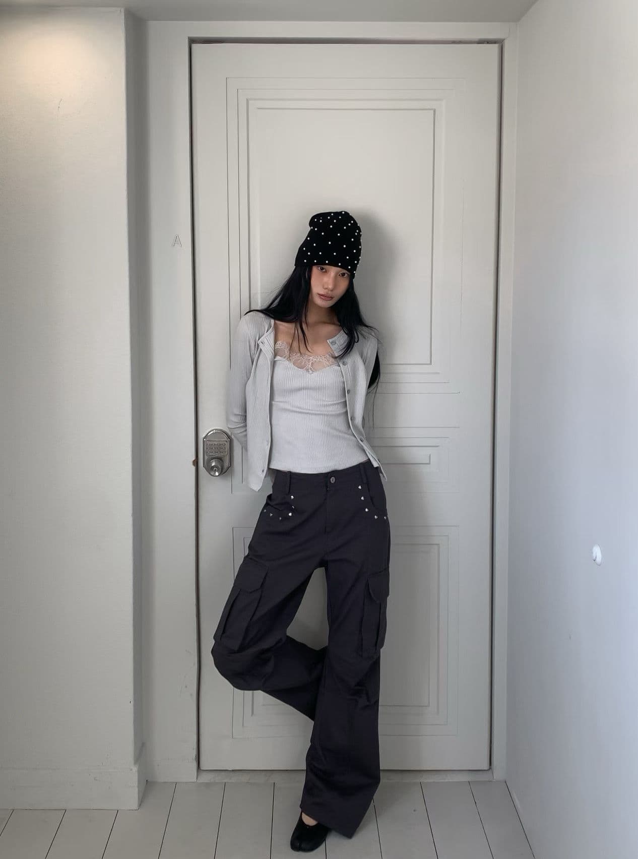 [FOUNDATION] Peace Studded Washed Cargo Pants 9