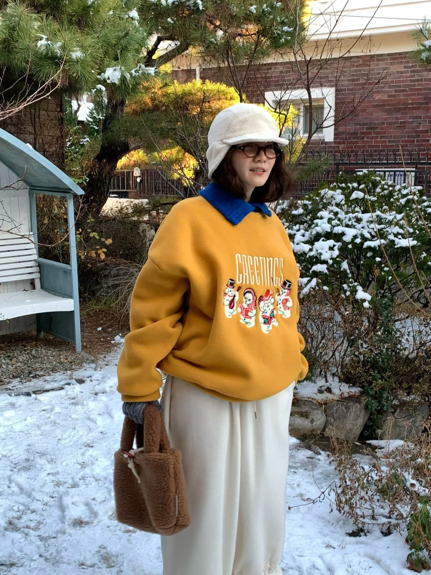 [VENTI] Snow Fleece Sweatshirt 7