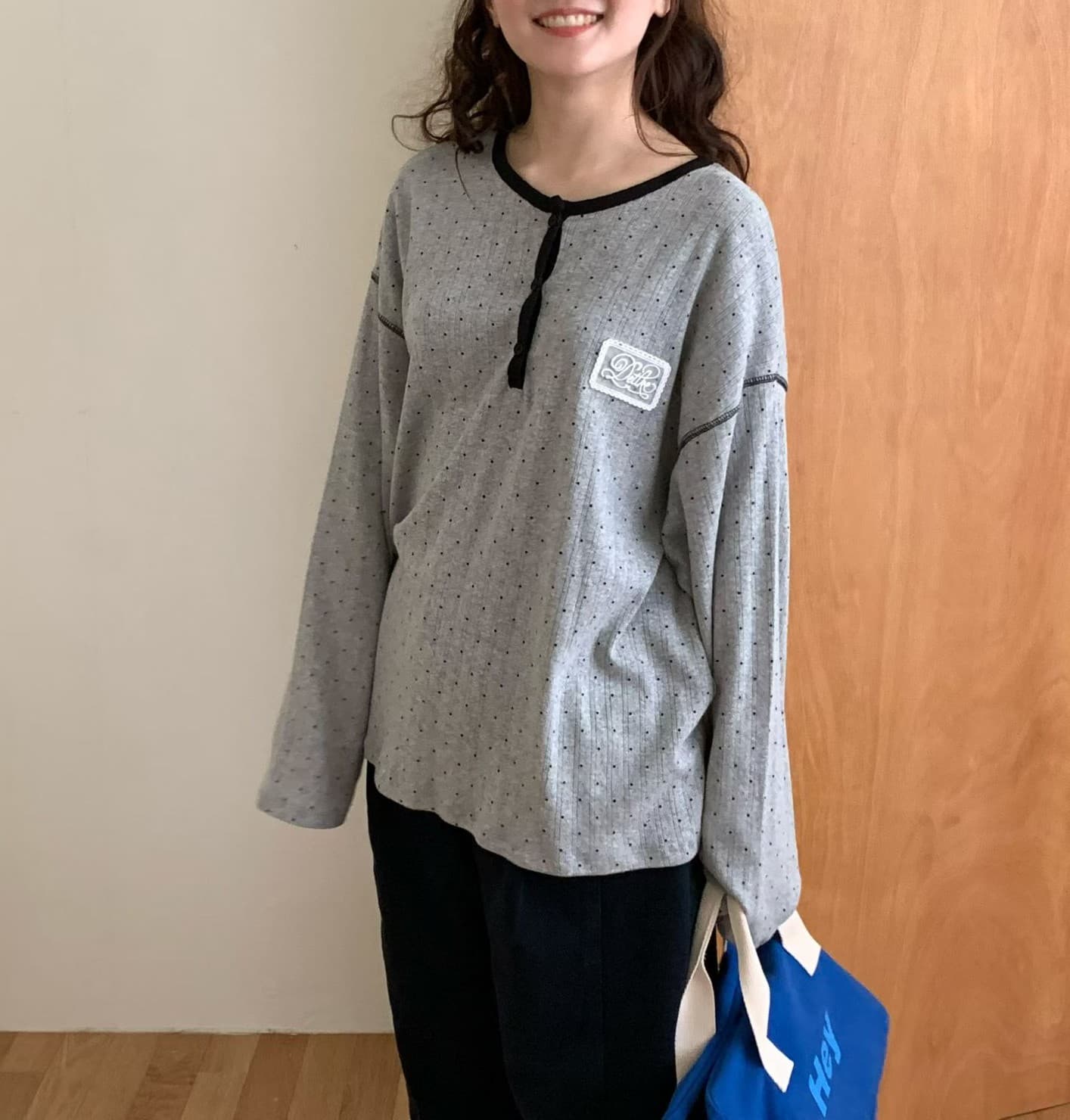 [VENTI] Think Dot Long Sleeve T-Shirt 2