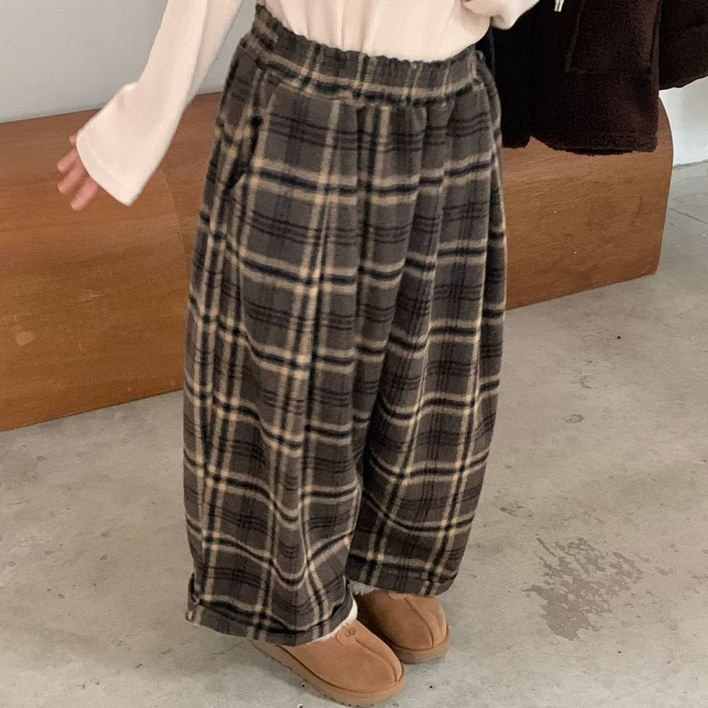 [VENTI] Taupe Checked Pants 1