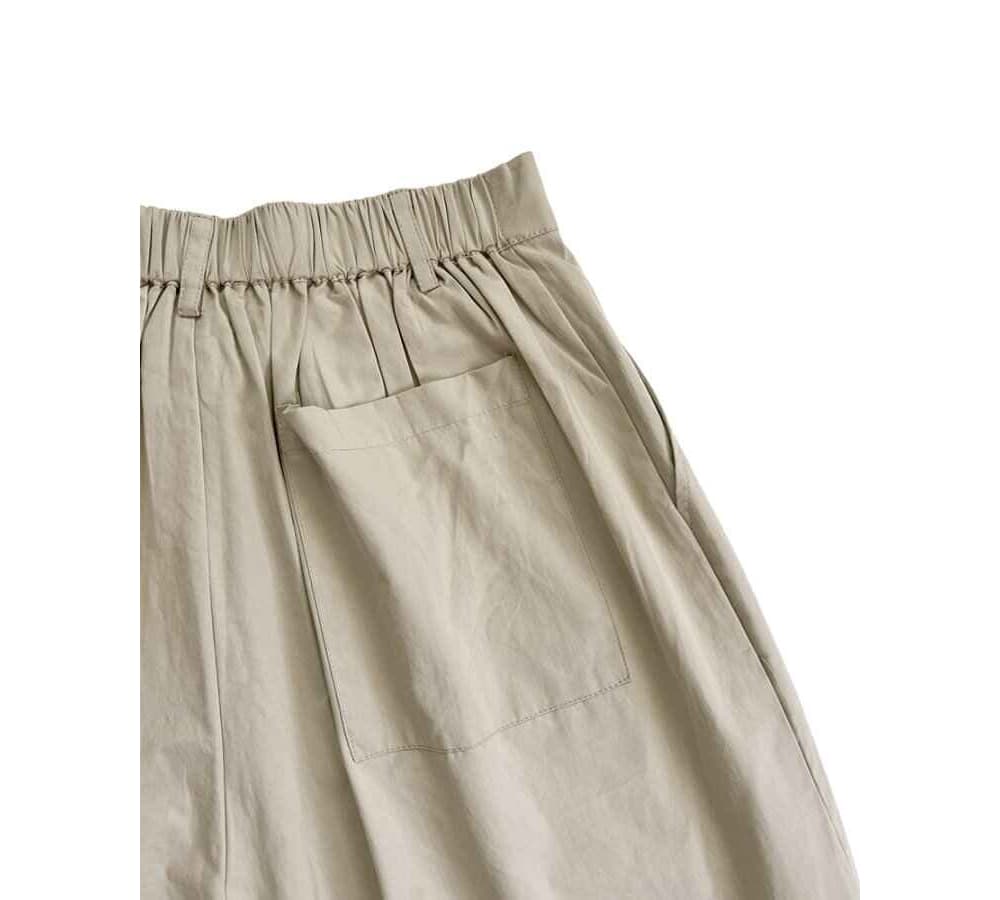 [OCEAN] Bermuda Pin Tuck Half Banding Washable Half Pants 4