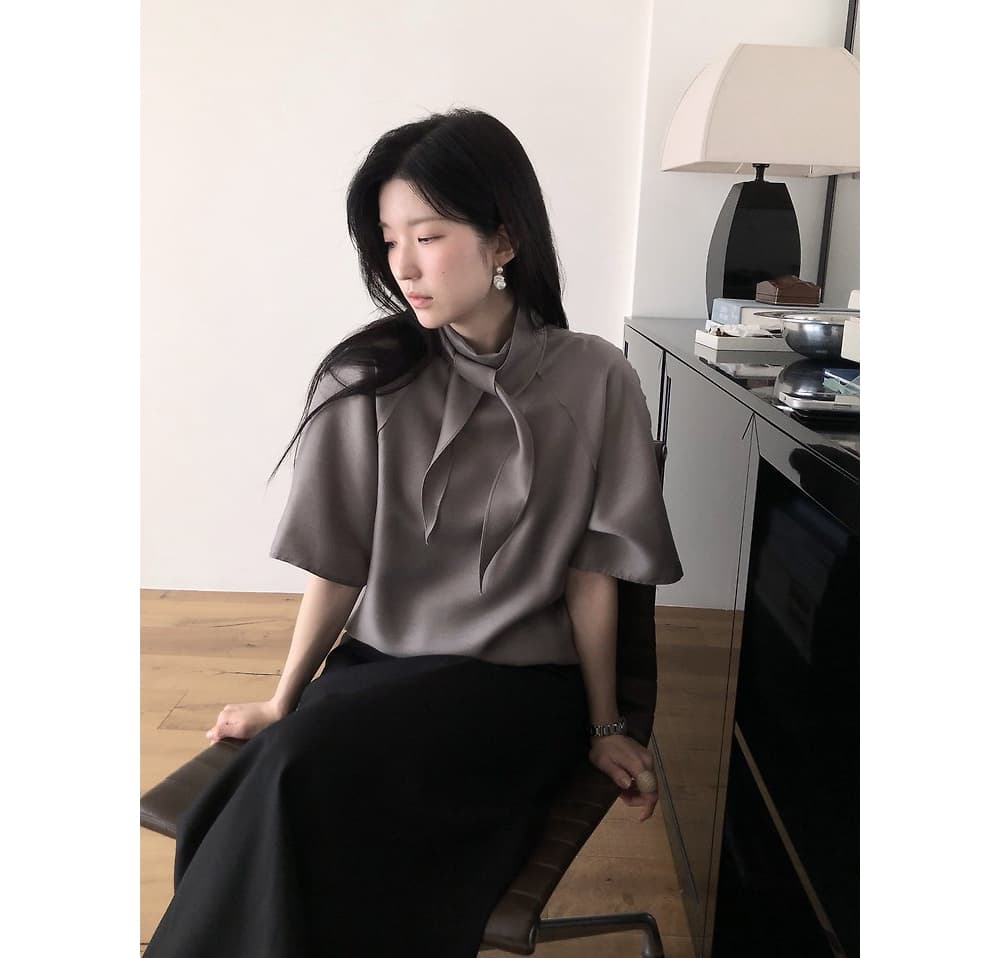 Ete Scarf Blouse 4