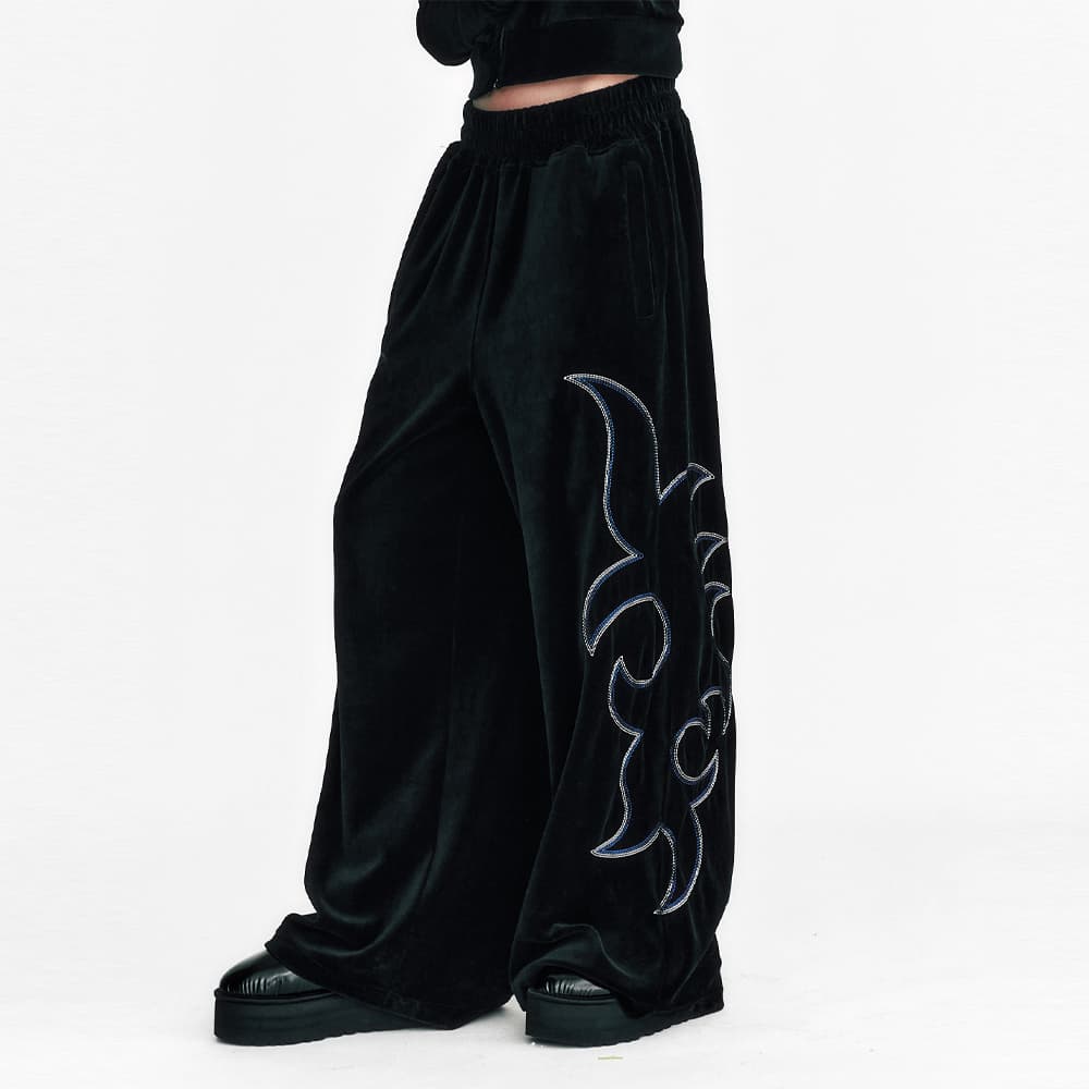[SSERPE] WESTERN EMBROIDERY VELVET WIDE PANTS PUMA 2