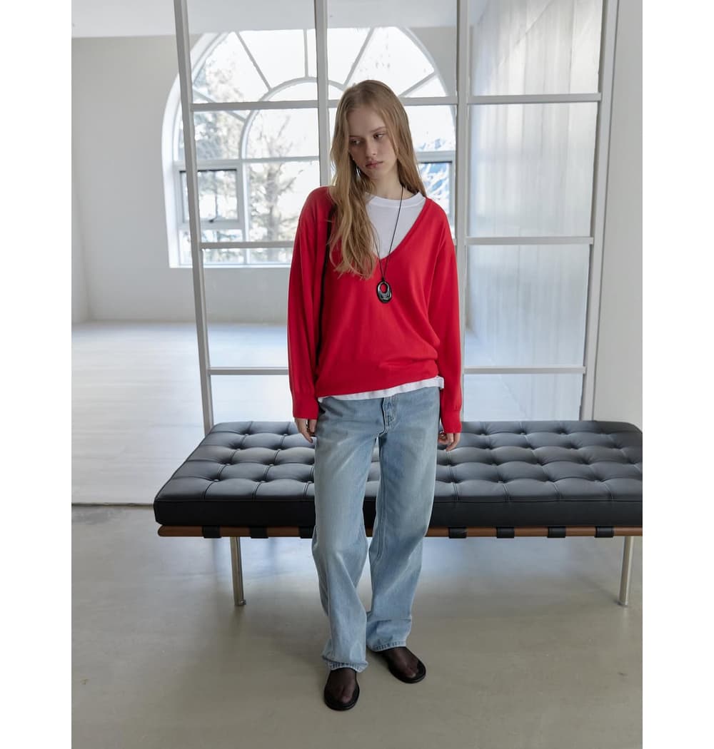 [CEST LA VIE] Deep V-Neck Pullover 6