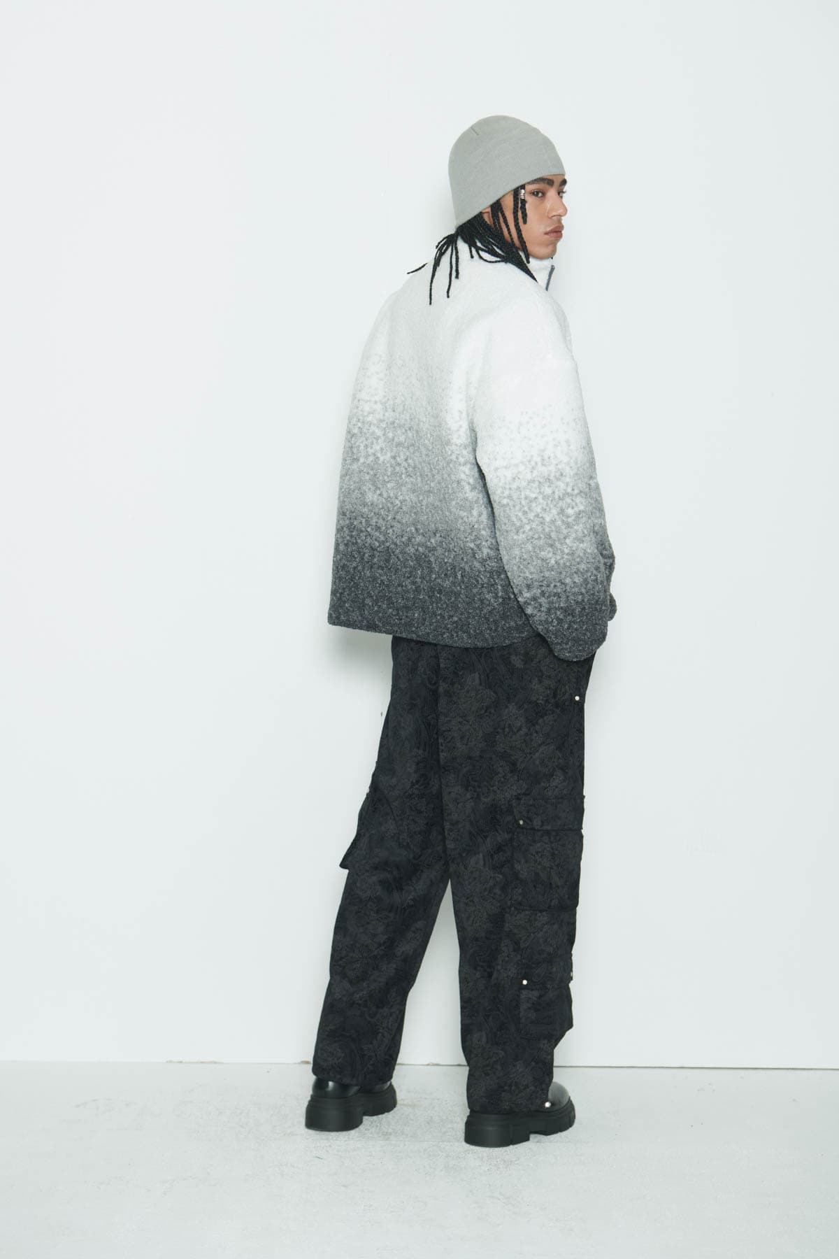 [SSERPE] GREY GRADATION SHERPA FUR JACKET 4