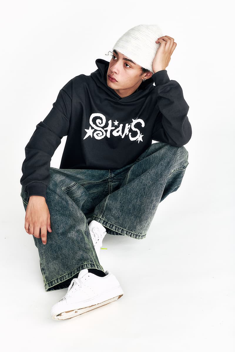 [SSERPE] STAR EMBOSSED HOODIE 9