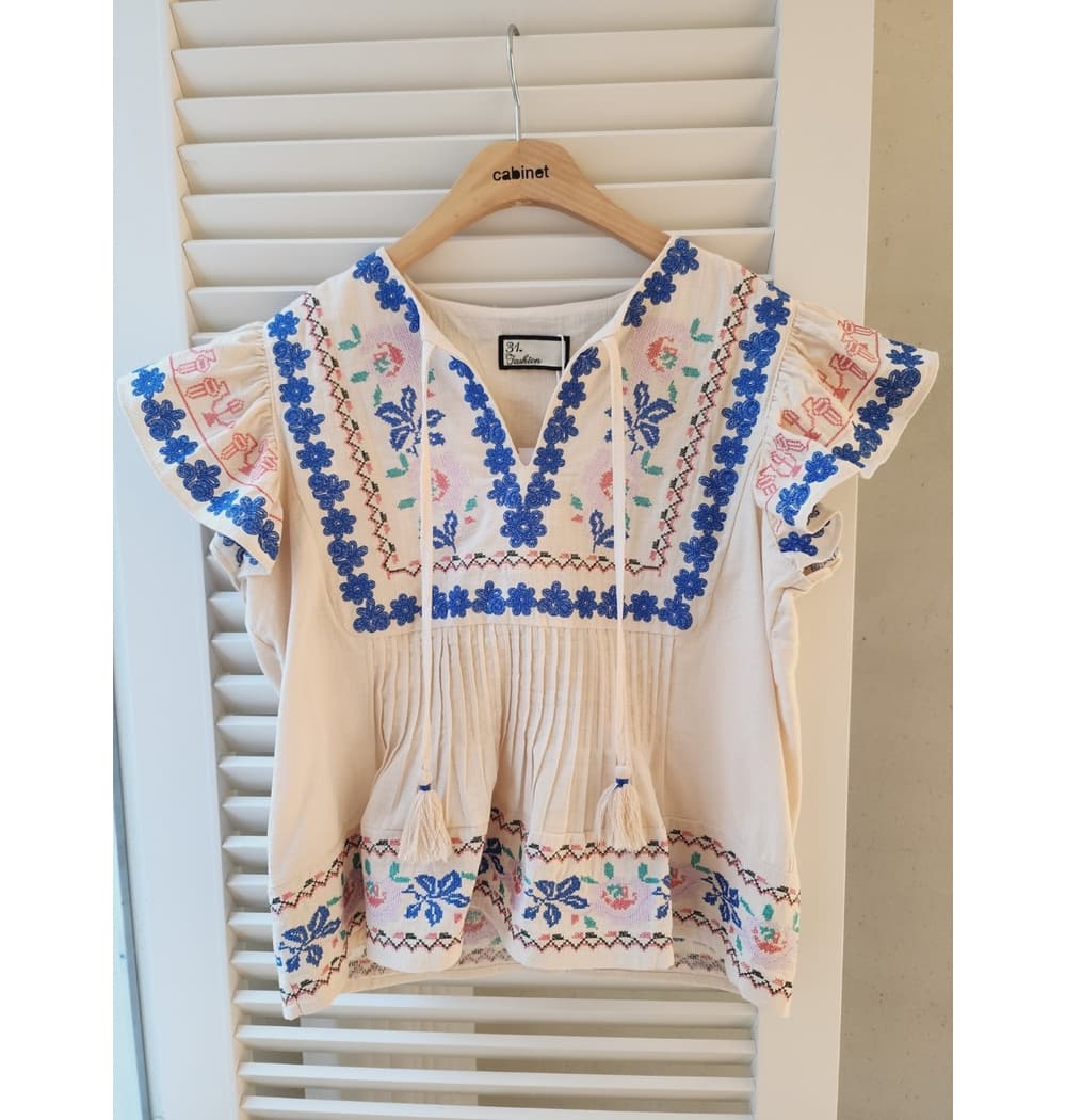 [MARIGOLD] Lula Embroidery Blouse 3
