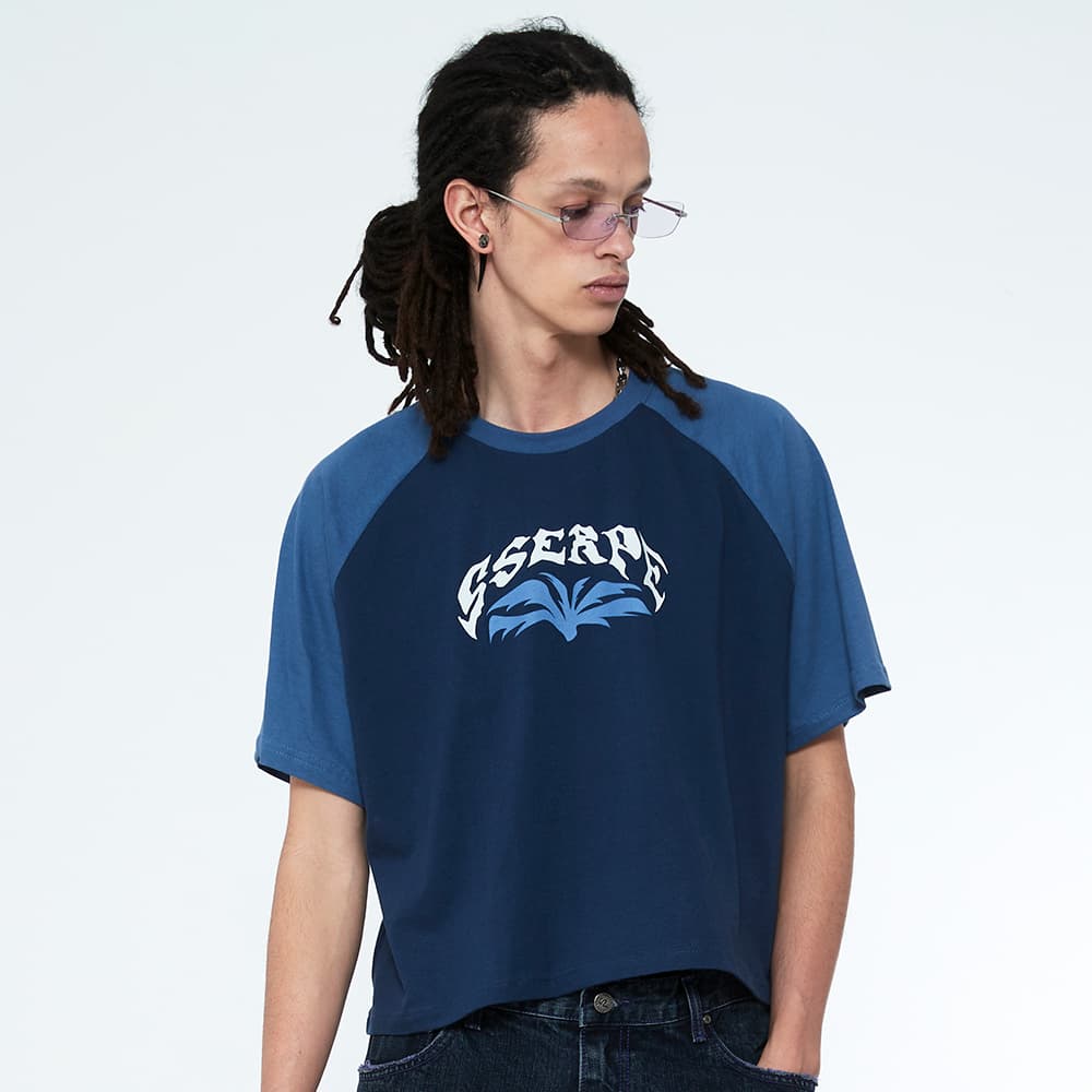[SSERPE] MANS RAGLAN CROP HALF SLEEVE T BLACK 6
