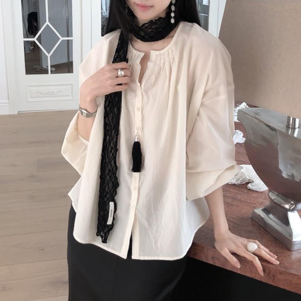 [LE BUTTER] Ecru Blouse 1