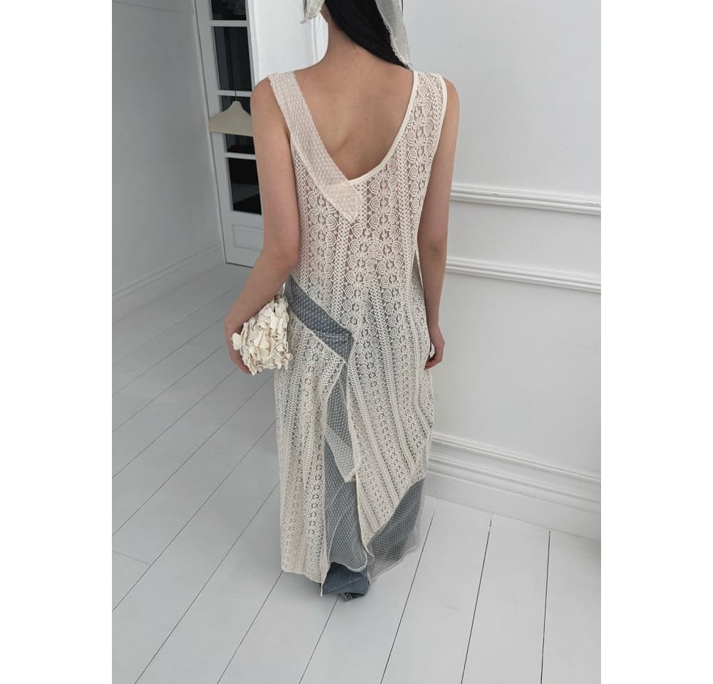 [FOUNDATION] Barrier Lace Layer Sleeveless Dress 2