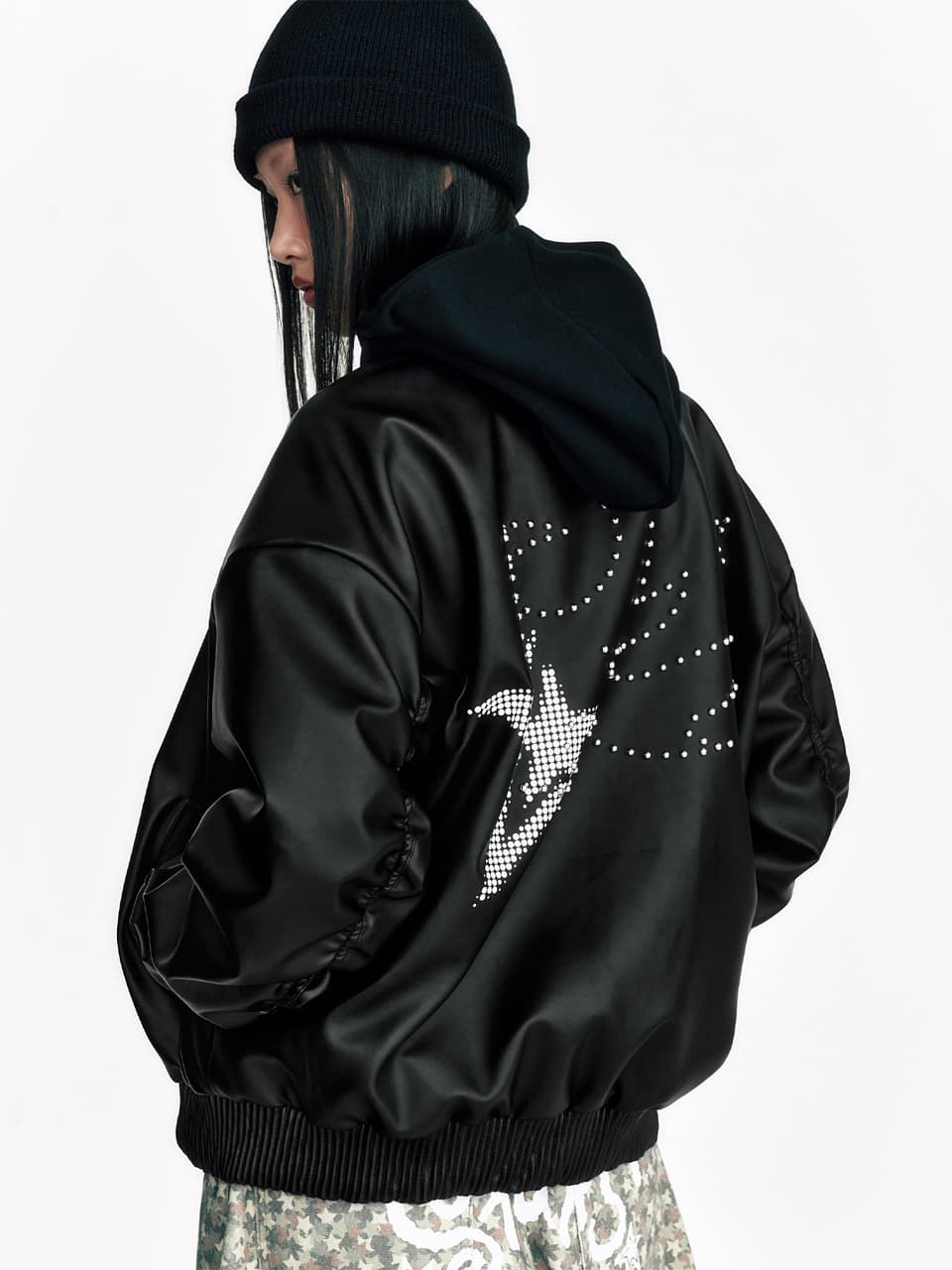 [SSERPE] FLAME STARS STUD BOMBER VEGAN LEATHER JACKET 1