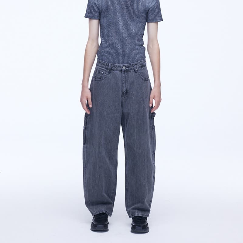 [SSERPE] CURVED CARPENTER CRACK DENIM PANTS 1