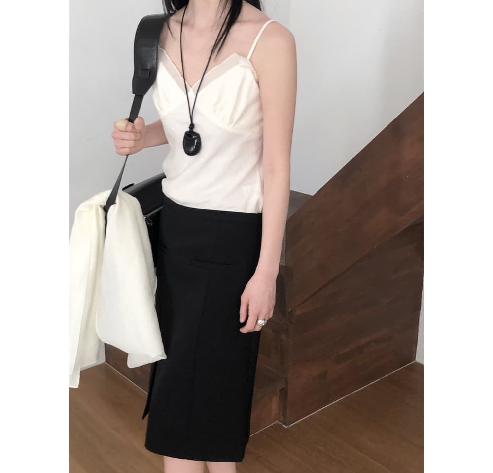 [LE BUTTER] Frill Slub Blouse 6