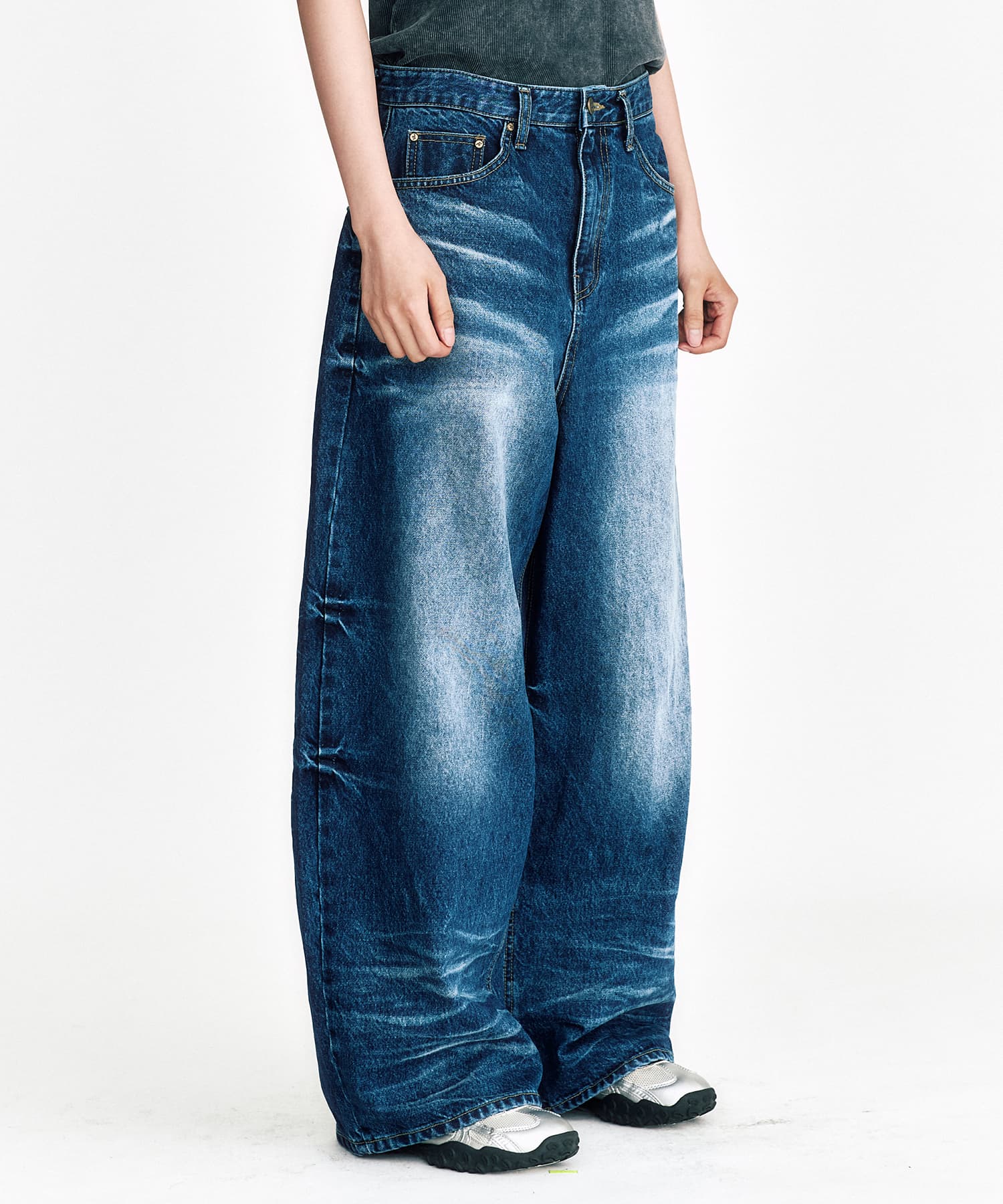[SSERPE] STARRY NIGHT WASHED WIDE DENIM PANTS 2
