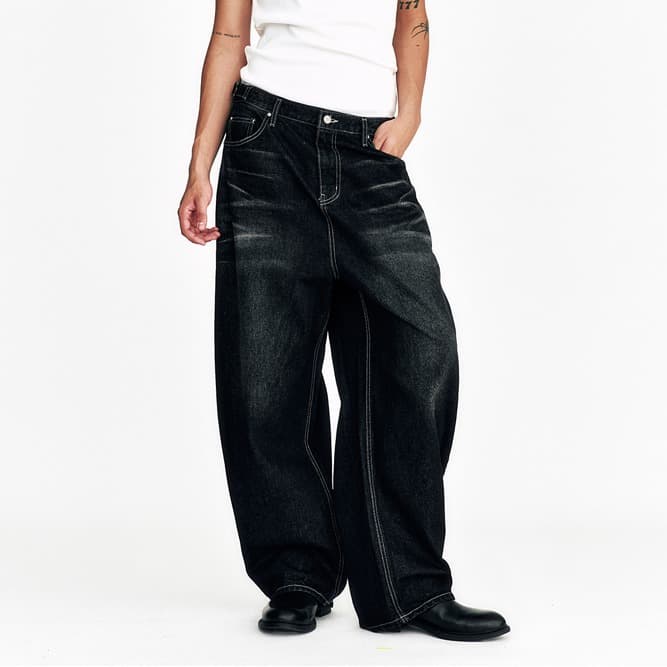 [SSERPE] NIGHT RIDER CURVED DENIM PANTS 1